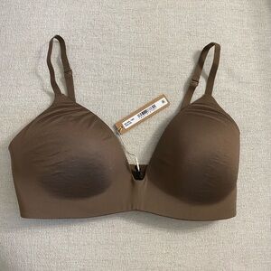 NWT - SKIMS - WIRELESS FORM - T-SHIRT DEMI BRA - 34D